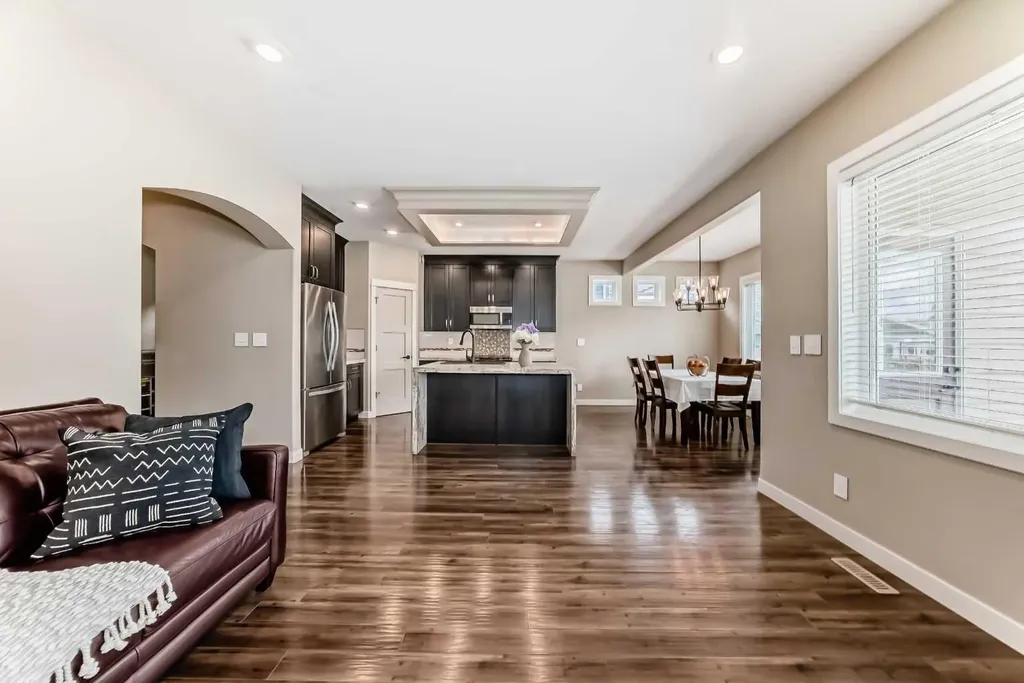 153 Van Slyke Way Red Deer AB T4R 0N7
