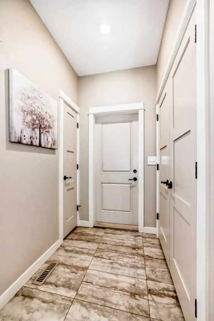 153 Van Slyke Way Red Deer AB T4R 0N7