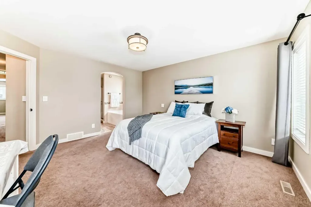 153 Van Slyke Way Red Deer AB T4R 0N7