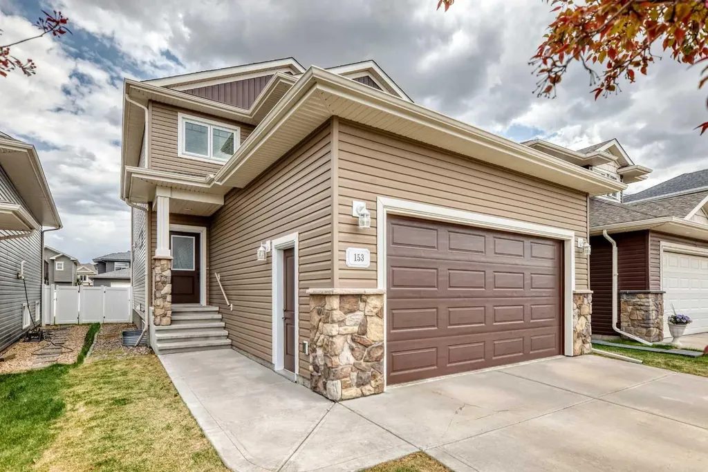 153 Van Slyke Way Red Deer AB T4R 0N7