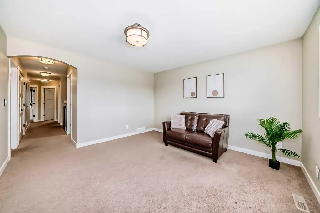 153 Van Slyke Way Red Deer AB T4R 0N7