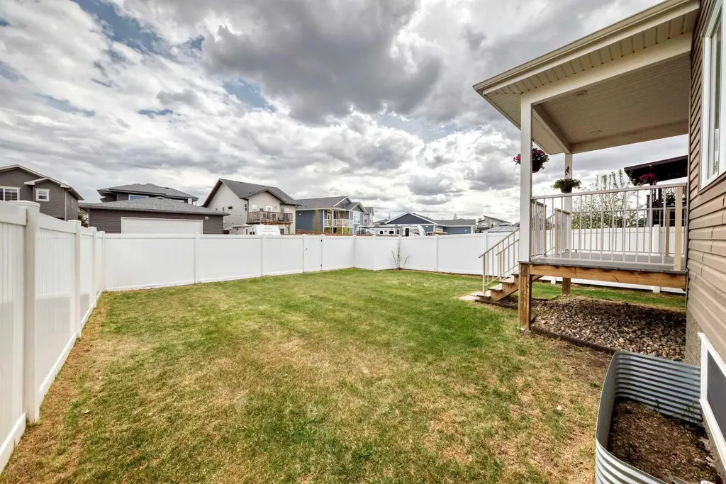 153 Van Slyke Way Red Deer AB T4R 0N7