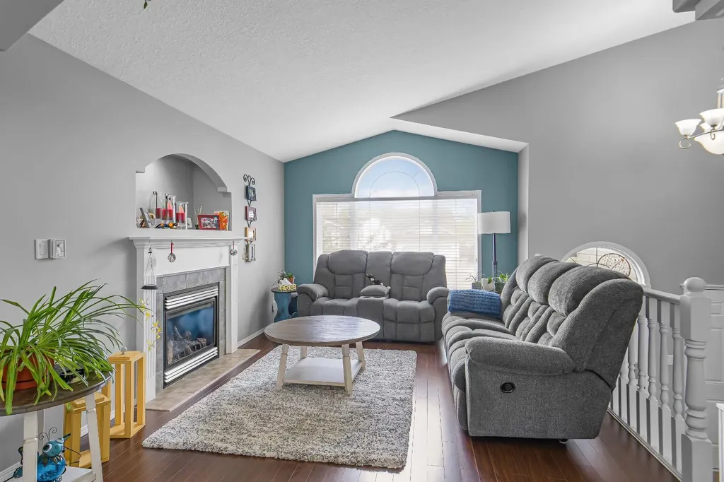 9705 67 Avenue Grande Prairie AB T8W 2W2