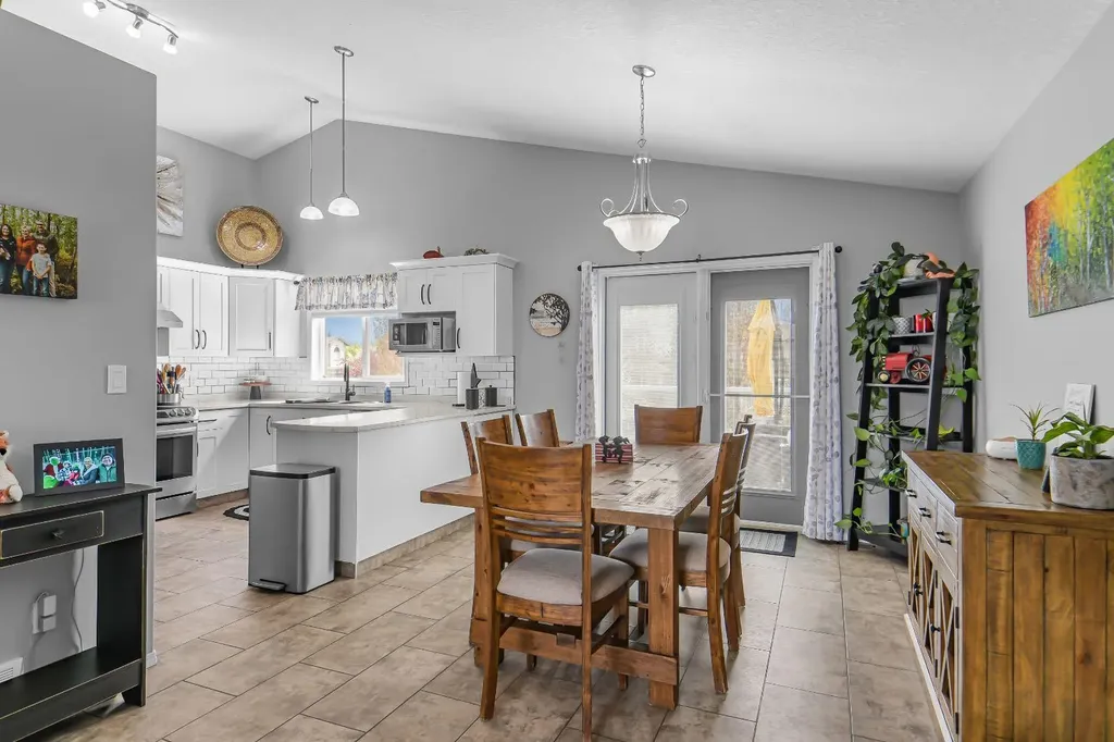 9705 67 Avenue Grande Prairie AB T8W 2W2