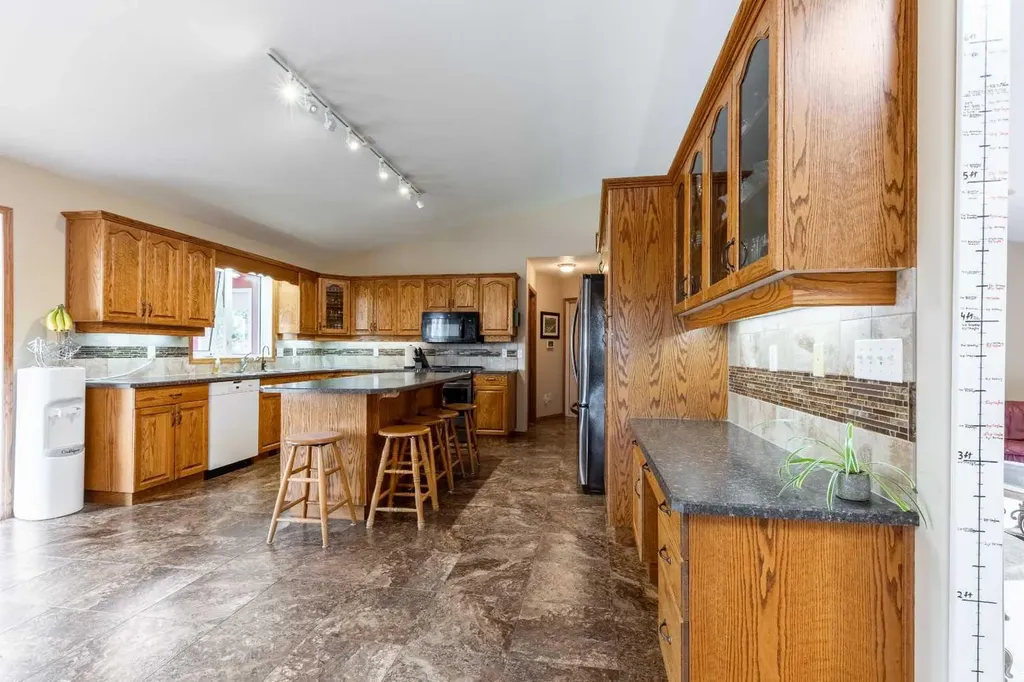 194043 Twp 120 Rural Lethbridge County AB T0K 2H0