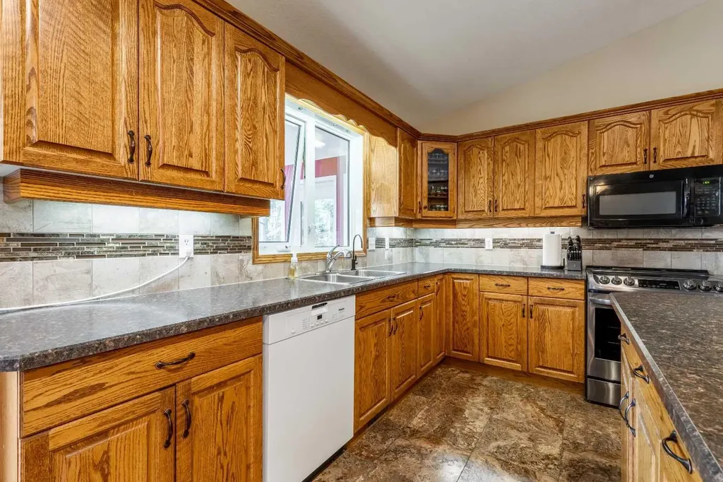 194043 Twp 120 Rural Lethbridge County AB T0K 2H0