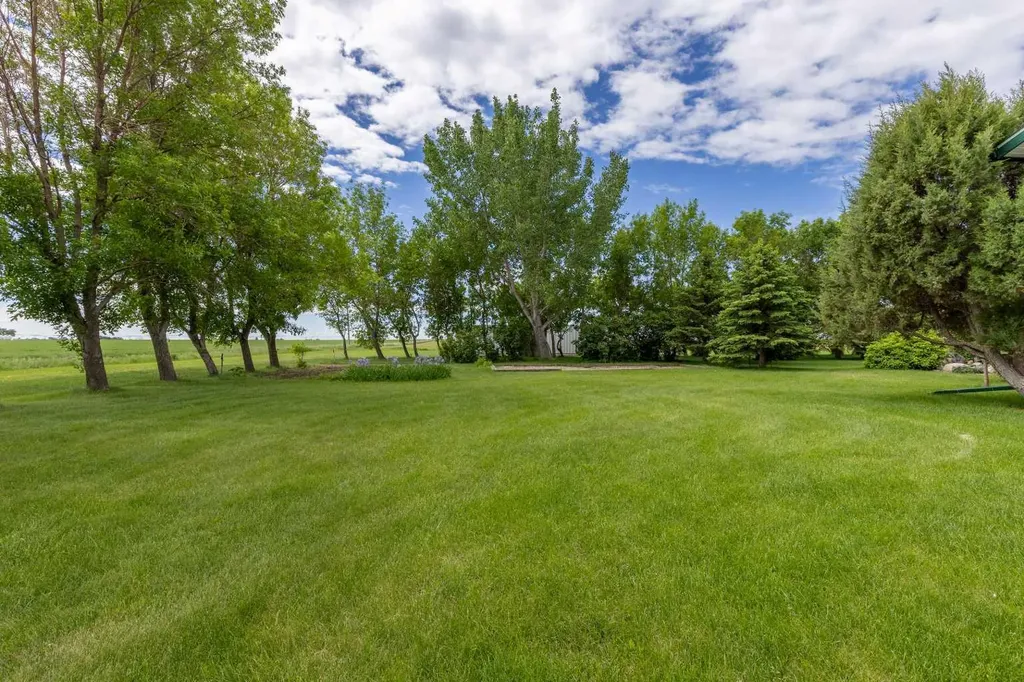 194043 Twp 120 Rural Lethbridge County AB T0K 2H0