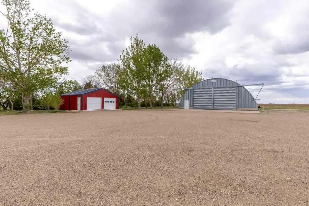 194043 Twp 120 Rural Lethbridge County AB T0K 2H0