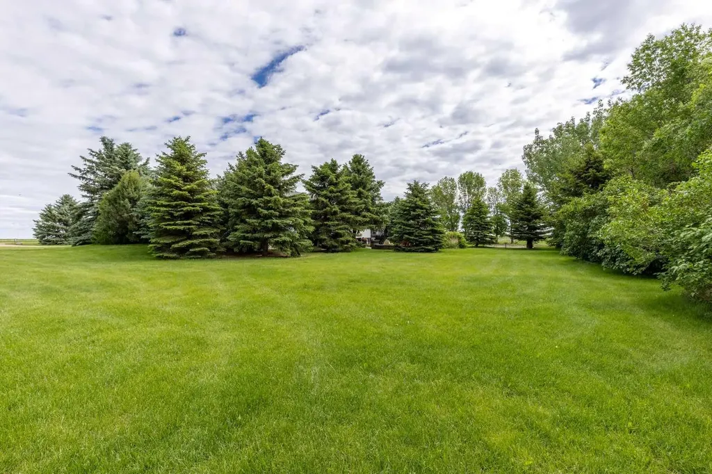 194043 Twp 120 Rural Lethbridge County AB T0K 2H0