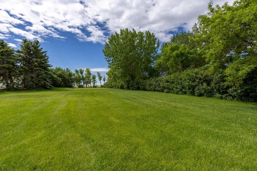 194043 Twp 120 Rural Lethbridge County AB T0K 2H0