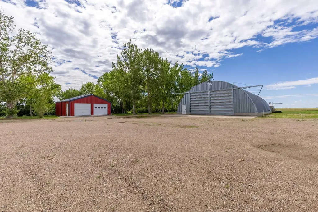 194043 Twp 120 Rural Lethbridge County AB T0K 2H0