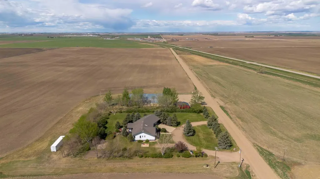 194043 Twp 120 Rural Lethbridge County AB T0K 2H0