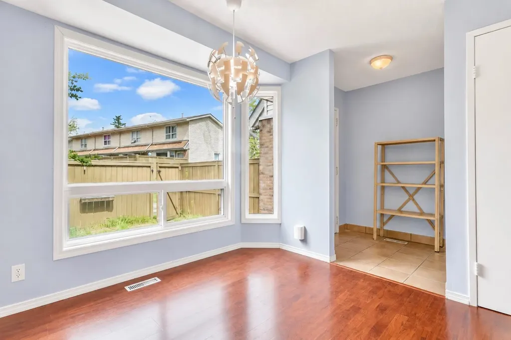 123 Queensland Drive SE Calgary AB T2J 5J4