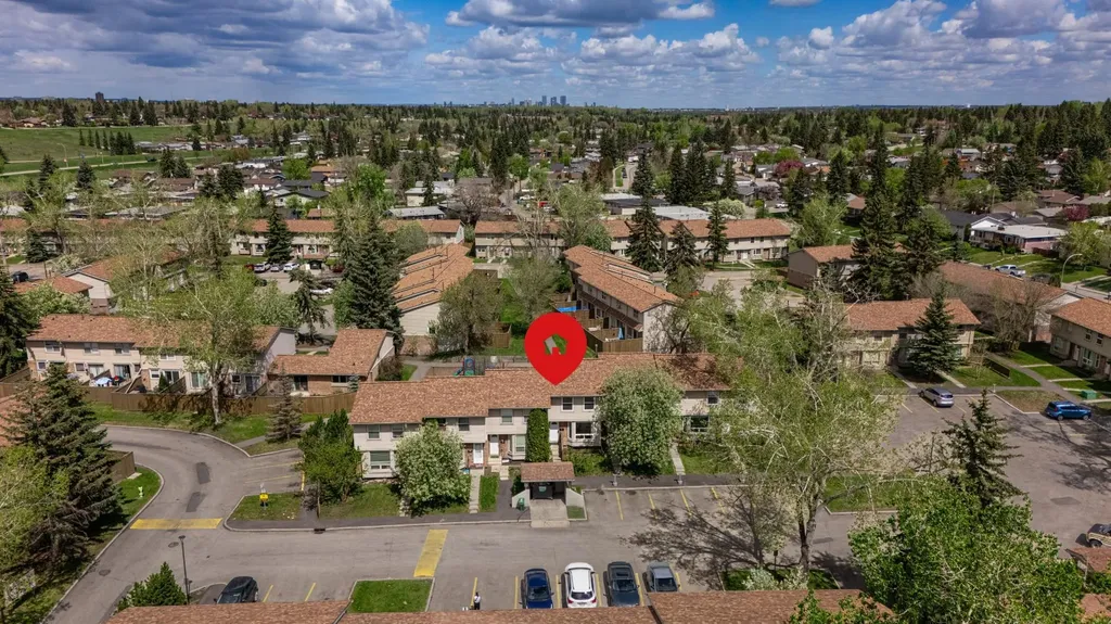 123 Queensland Drive SE Calgary AB T2J 5J4