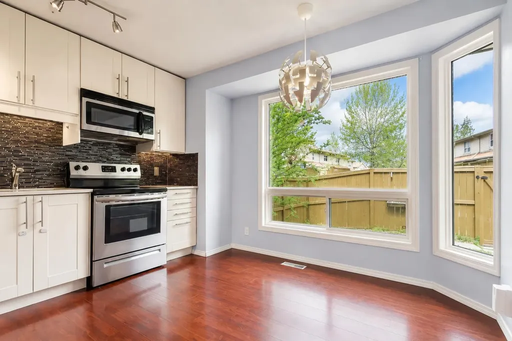 123 Queensland Drive SE Calgary AB T2J 5J4