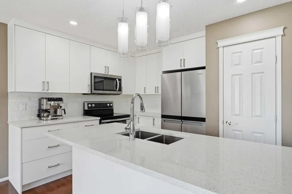 78 Everglen Way SW Calgary AB T2Y 5G3