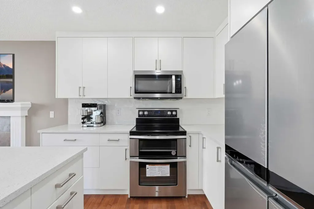 78 Everglen Way SW Calgary AB T2Y 5G3