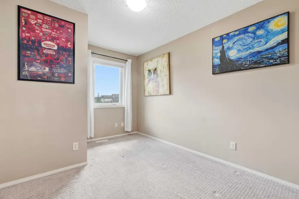 78 Everglen Way SW Calgary AB T2Y 5G3