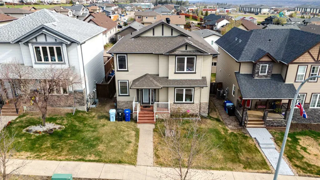 225 Sparrow Hawk Drive Fort Mcmurray AB T9K 0P7