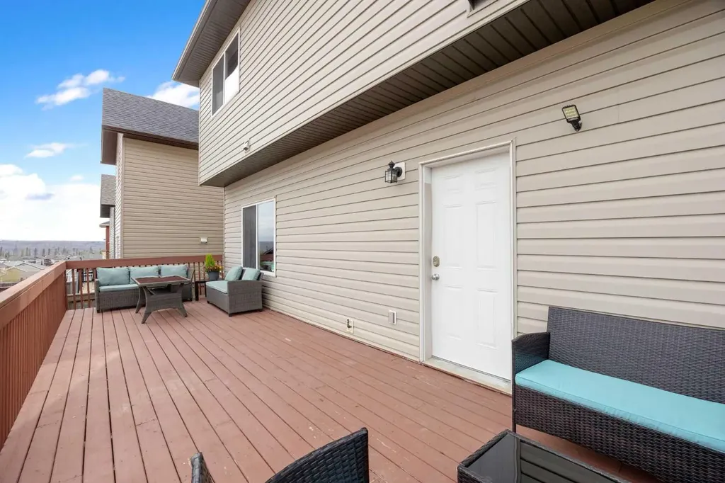 225 Sparrow Hawk Drive Fort Mcmurray AB T9K 0P7