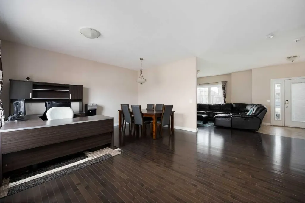 225 Sparrow Hawk Drive Fort Mcmurray AB T9K 0P7