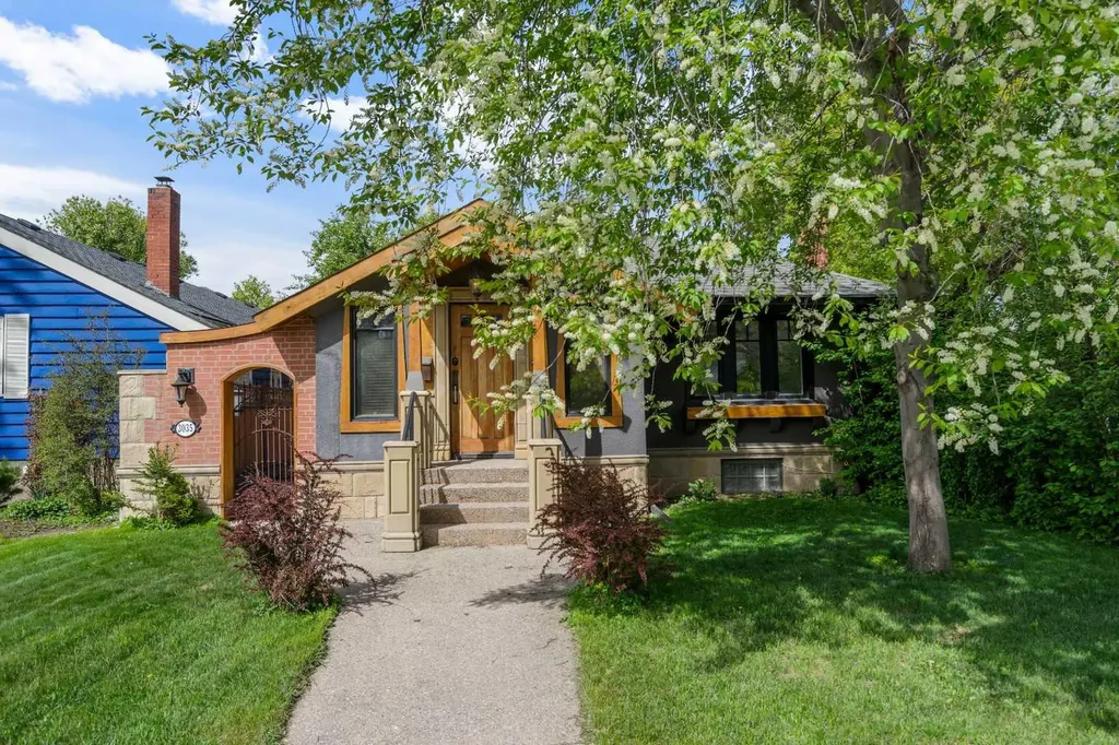 3035 4 Street SW Calgary AB T2S 1X9