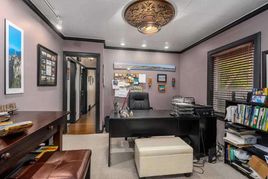 3035 4 Street SW Calgary AB T2S 1X9