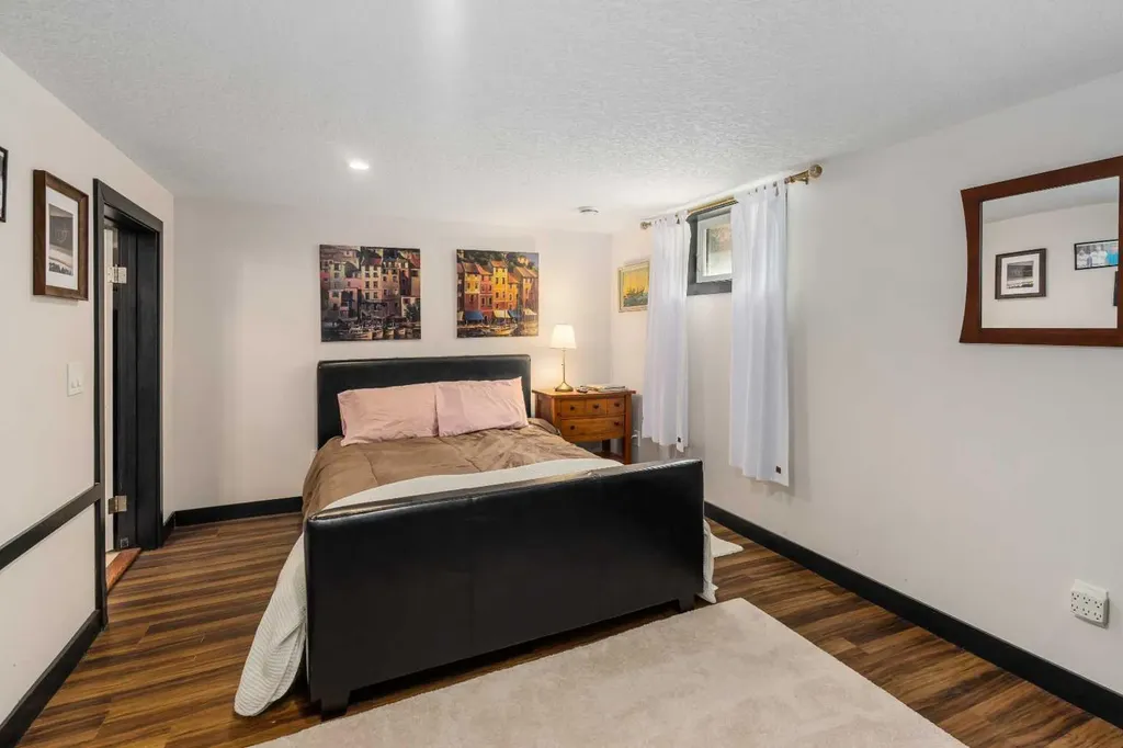 3035 4 Street SW Calgary AB T2S 1X9