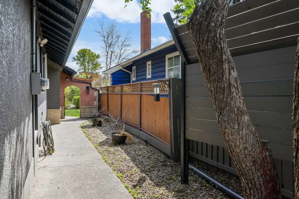 3035 4 Street SW Calgary AB T2S 1X9