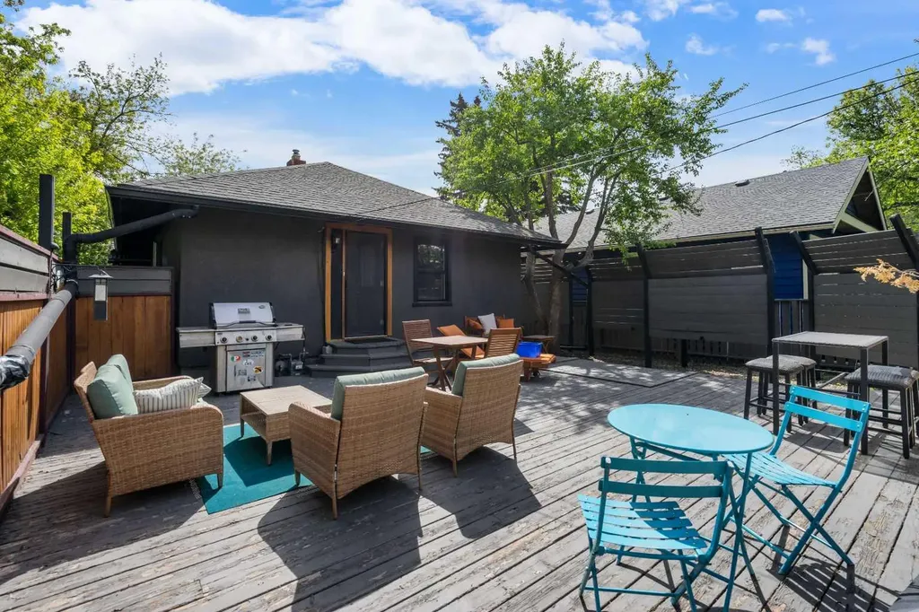 3035 4 Street SW Calgary AB T2S 1X9