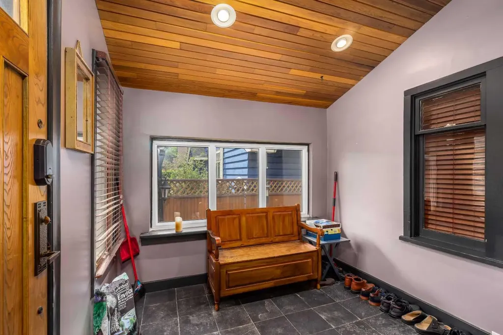 3035 4 Street SW Calgary AB T2S 1X9