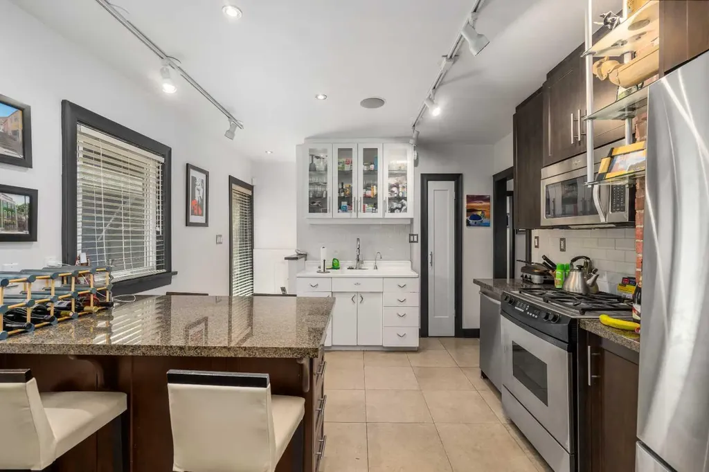 3035 4 Street SW Calgary AB T2S 1X9
