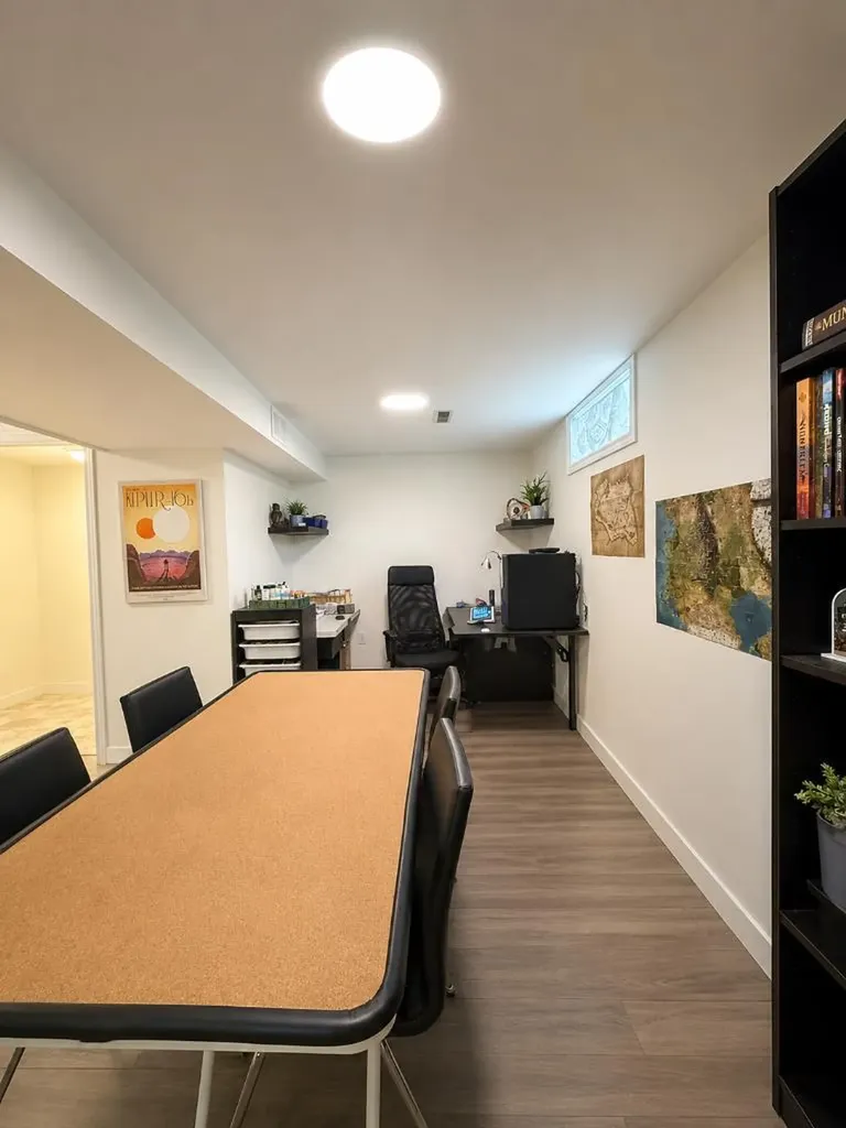 4936 Dalton Drive NW Calgary AB T3A 2E4