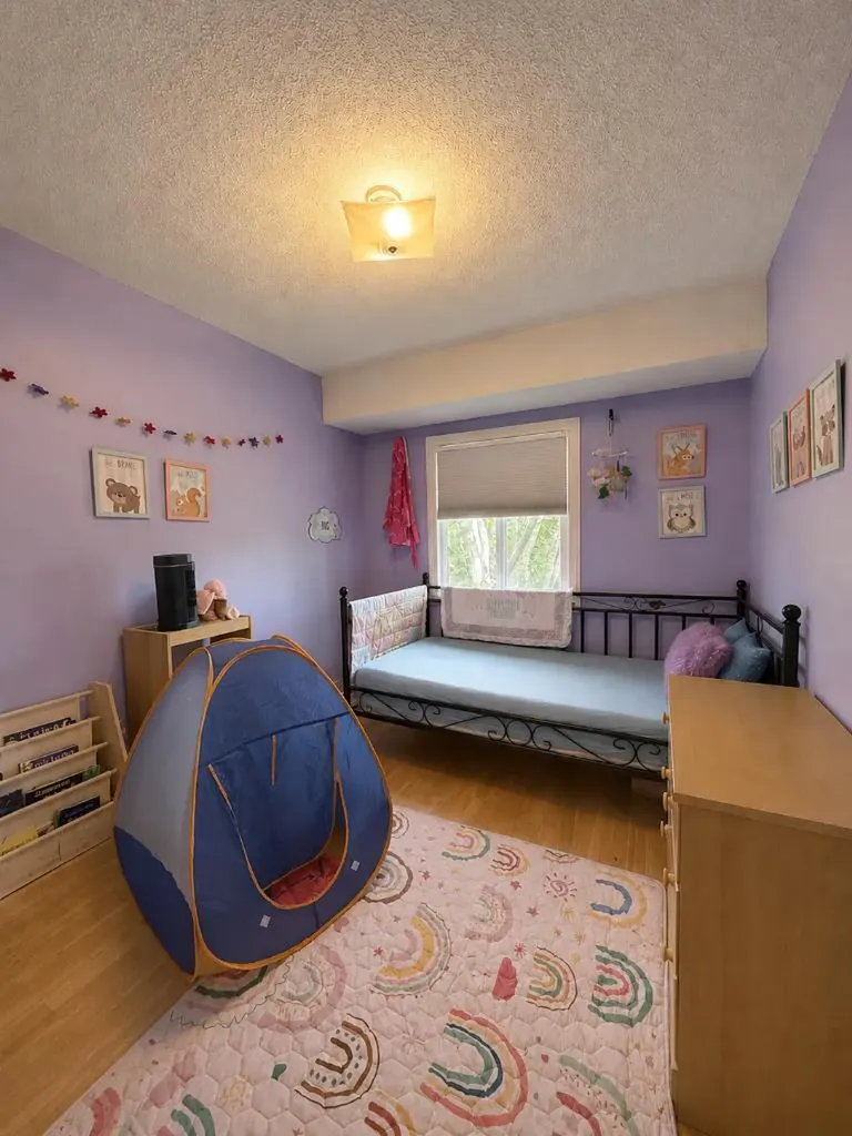4936 Dalton Drive NW Calgary AB T3A 2E4