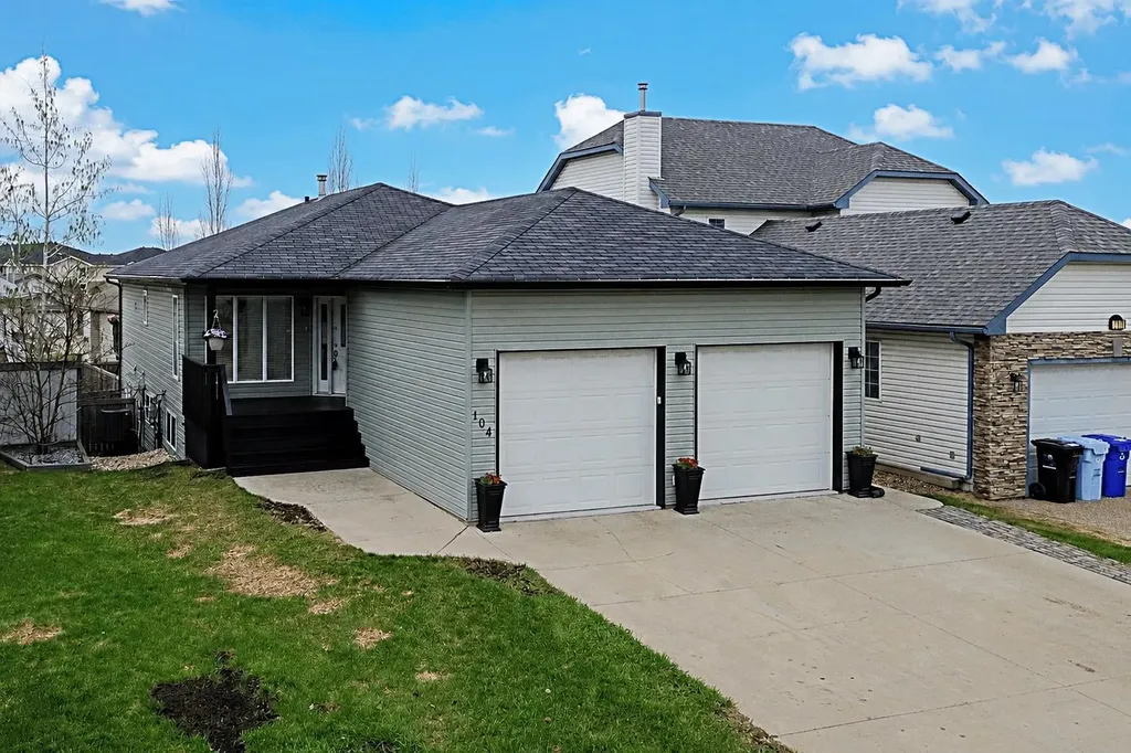 104 Potts Bay Fort Mcmurray AB T9K 2T6