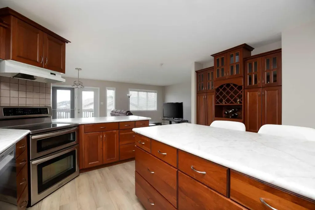 104 Potts Bay Fort Mcmurray AB T9K 2T6