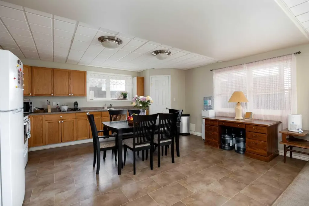 104 Potts Bay Fort Mcmurray AB T9K 2T6