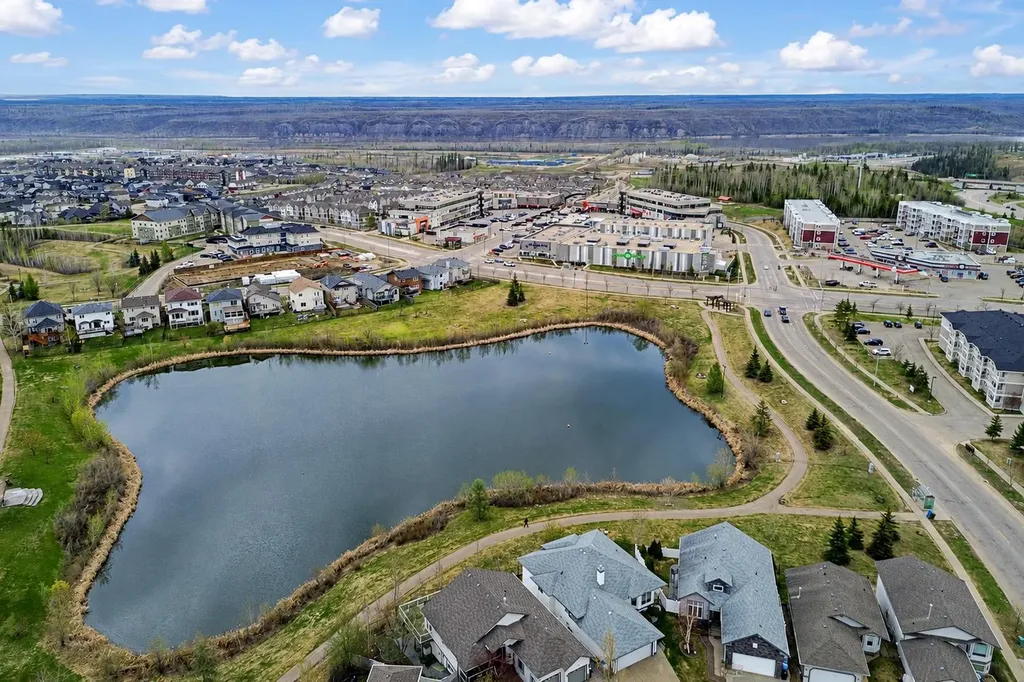 104 Potts Bay Fort Mcmurray AB T9K 2T6