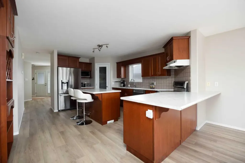 104 Potts Bay Fort Mcmurray AB T9K 2T6