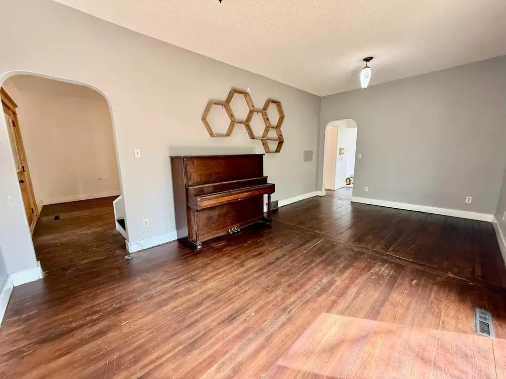 5127 47 Street Provost AB T0B3S0