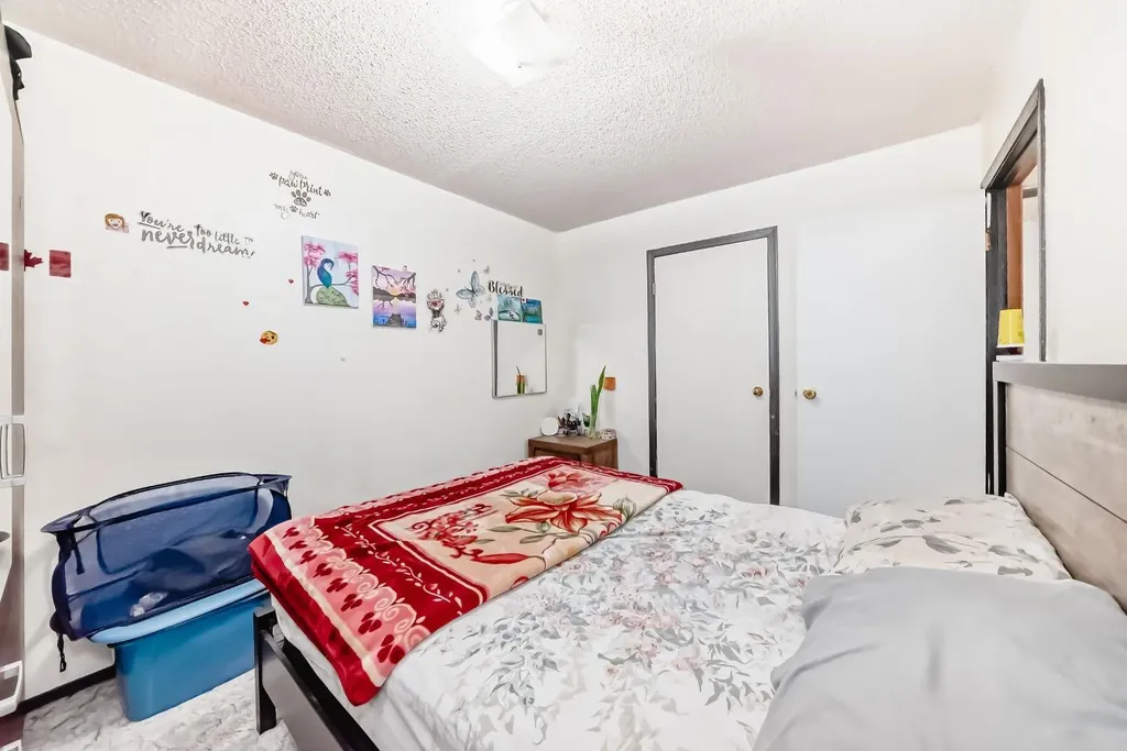 10 Fairbank Road Red Deer AB T4X 4X7