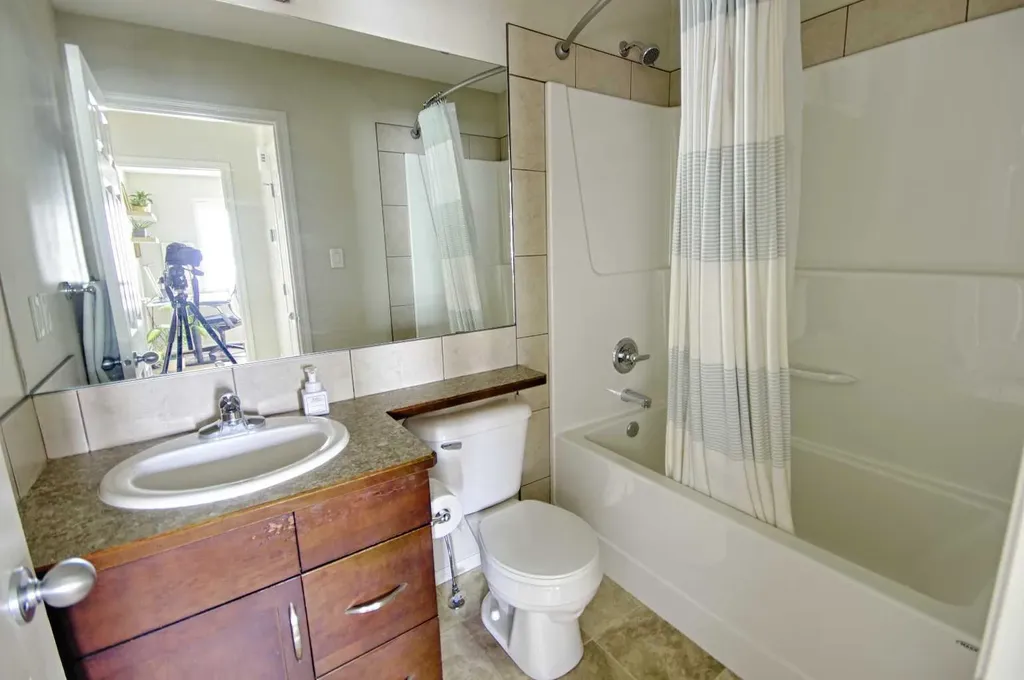 847 Silkstone Close W Lethbridge AB T1J 5K1