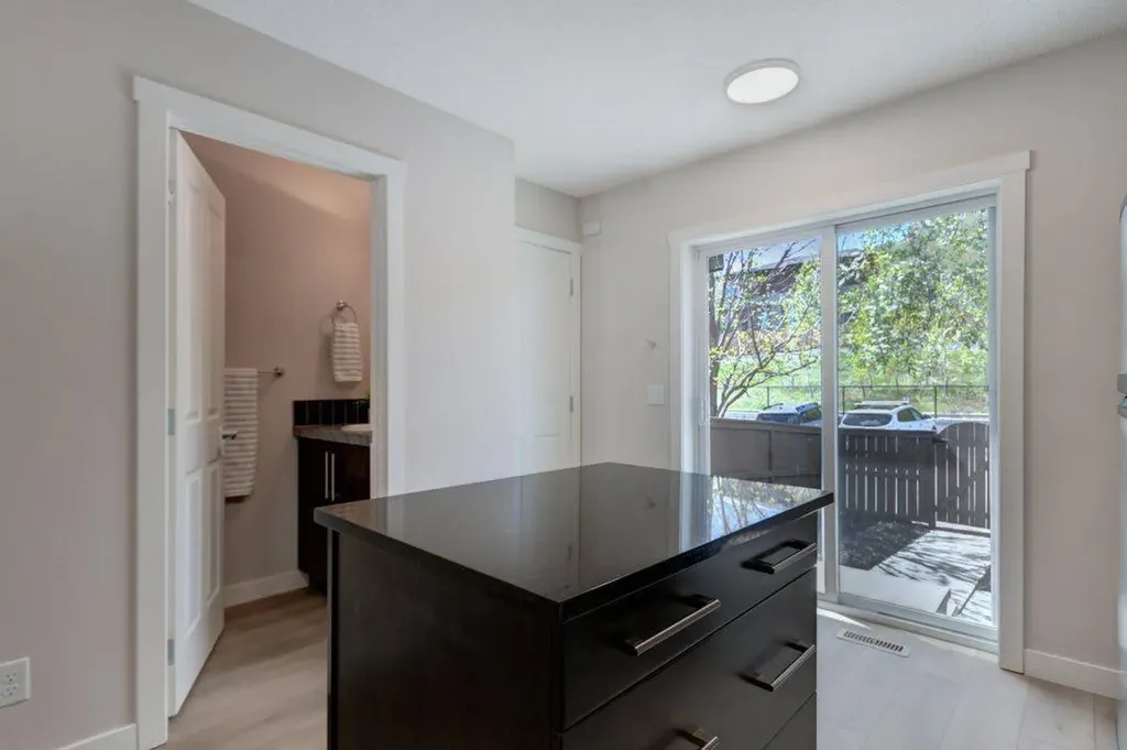 95 Aspen Hills Drive SW Calgary AB T3H 0P8