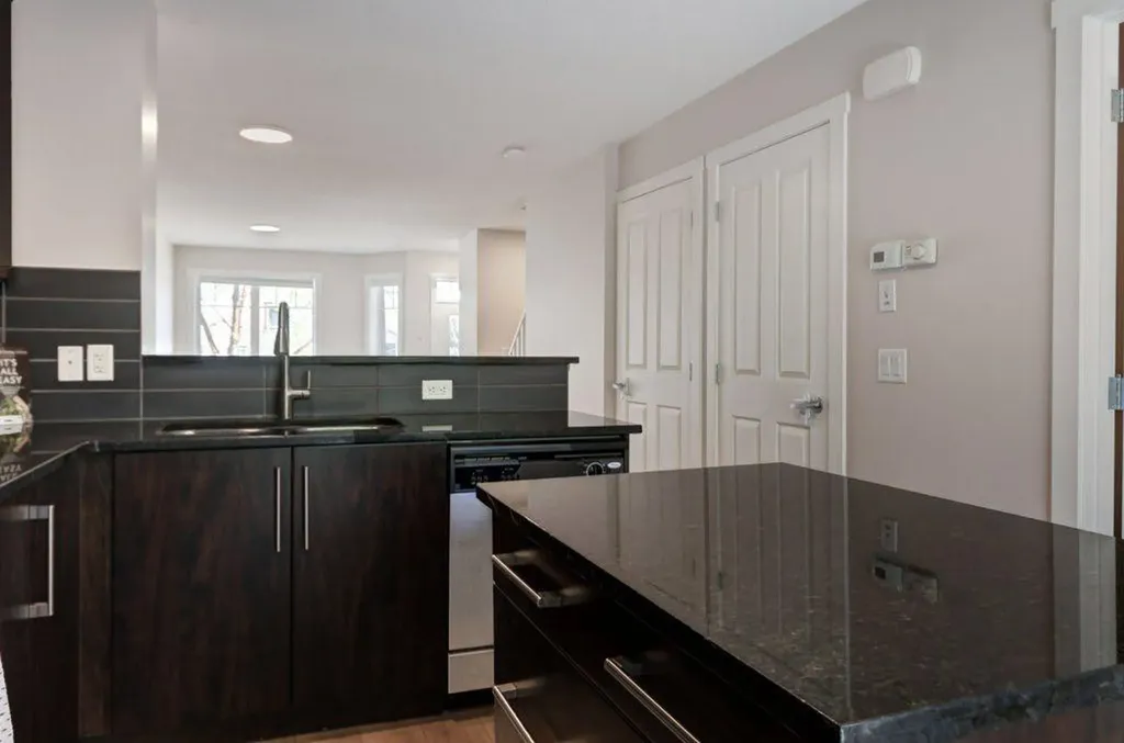 95 Aspen Hills Drive SW Calgary AB T3H 0P8