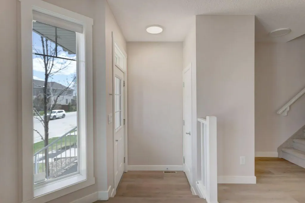 95 Aspen Hills Drive SW Calgary AB T3H 0P8