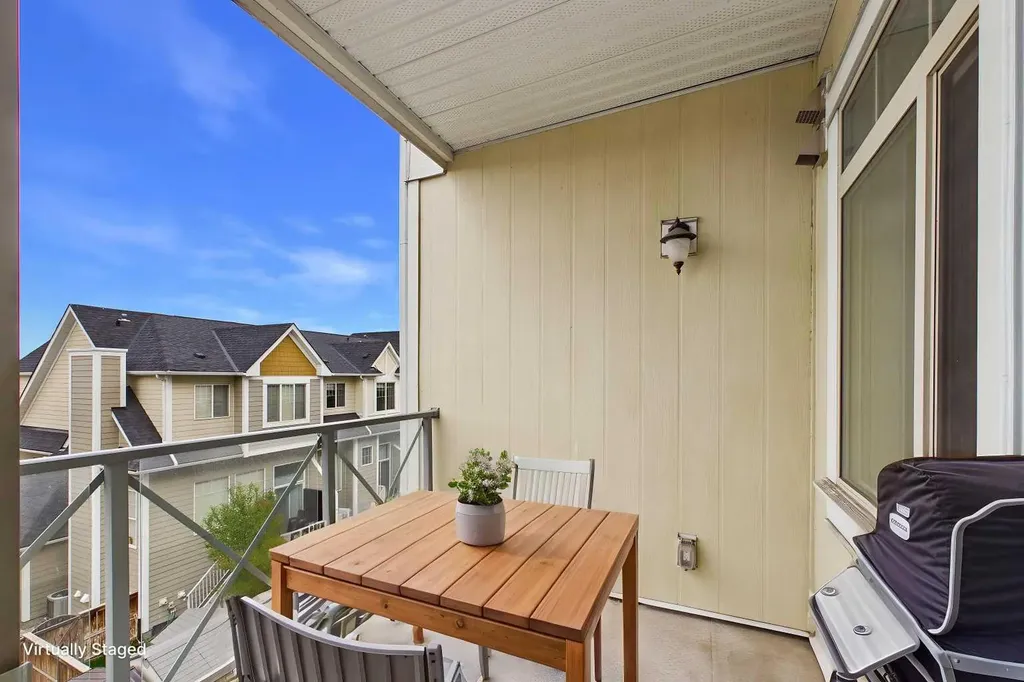 28 Auburn Bay Link SE Calgary AB T3M1Z7