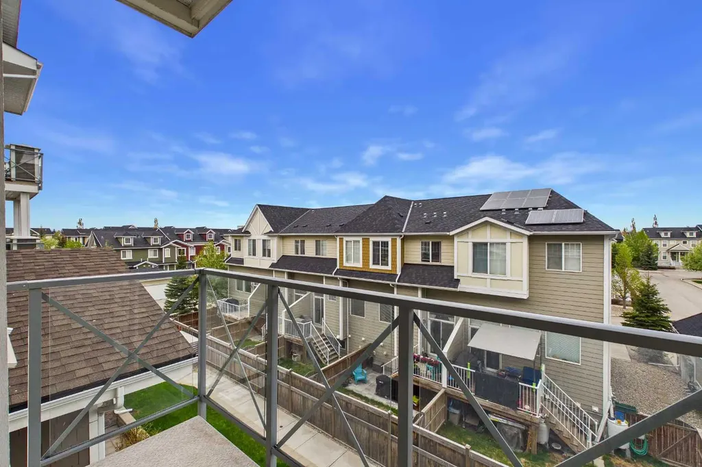 28 Auburn Bay Link SE Calgary AB T3M1Z7