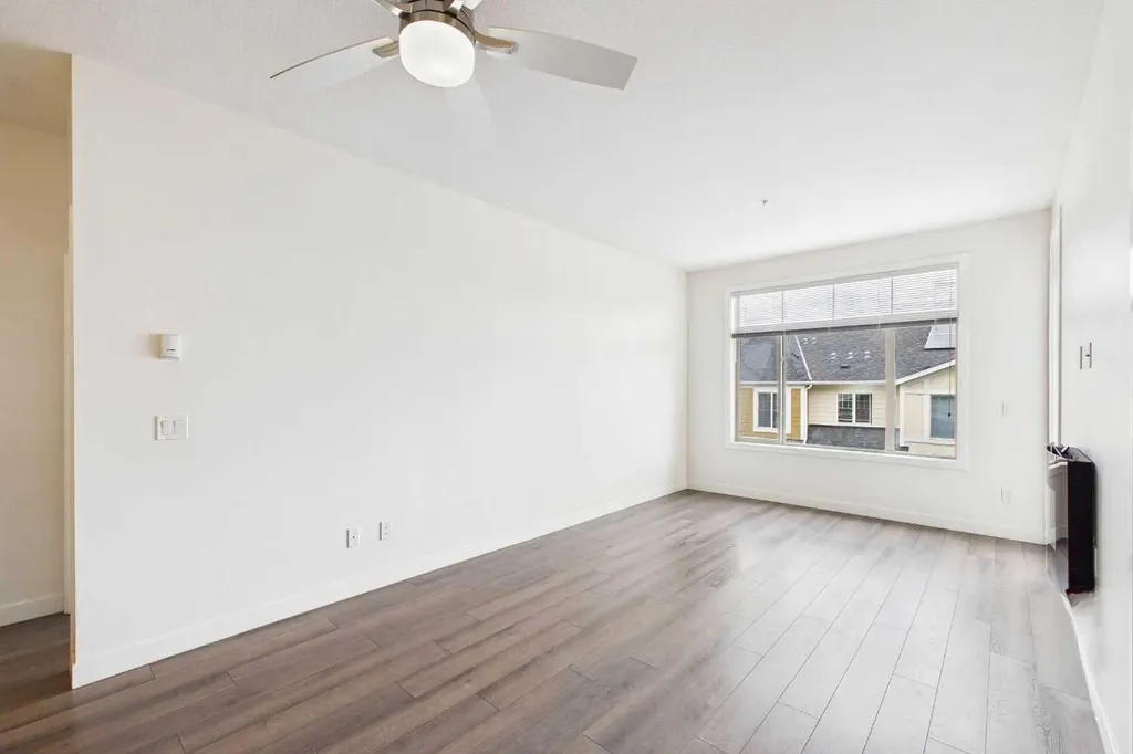 28 Auburn Bay Link SE Calgary AB T3M1Z7