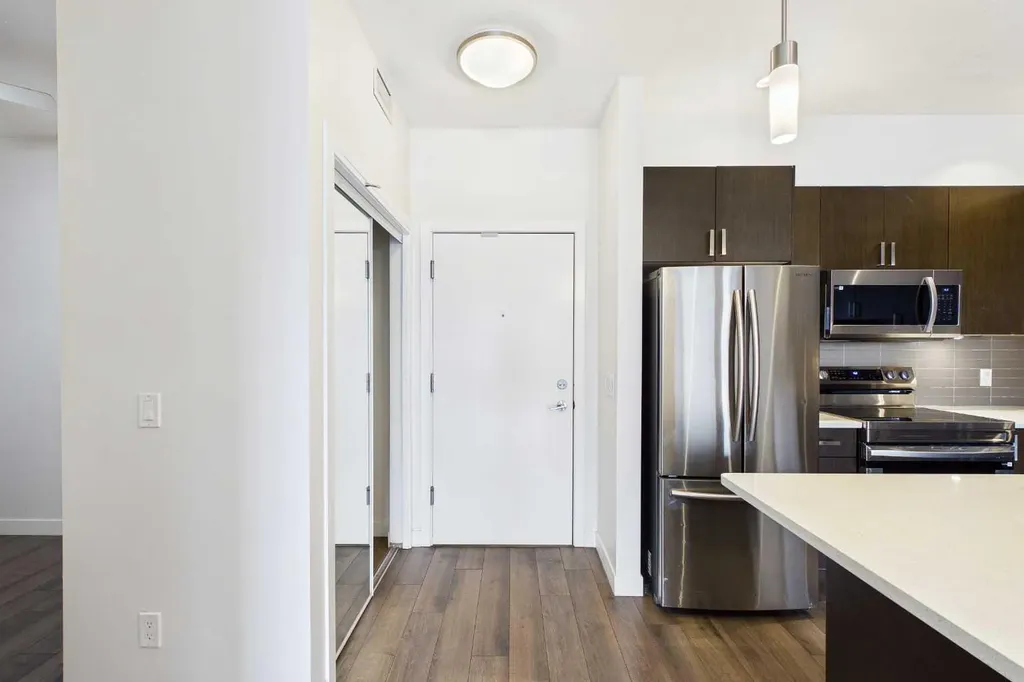 28 Auburn Bay Link SE Calgary AB T3M1Z7