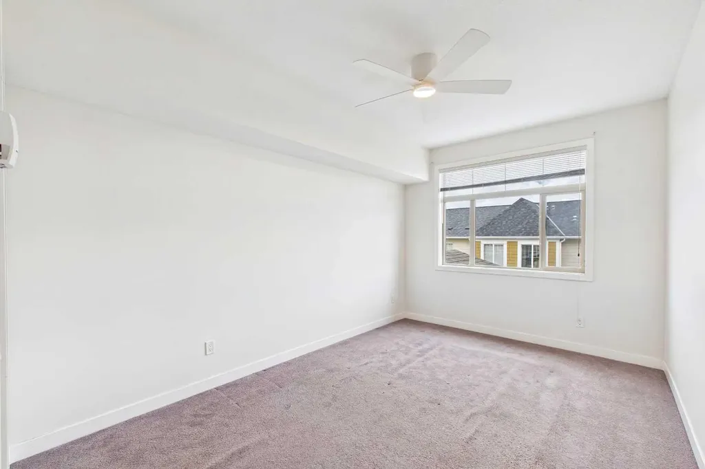 28 Auburn Bay Link SE Calgary AB T3M1Z7
